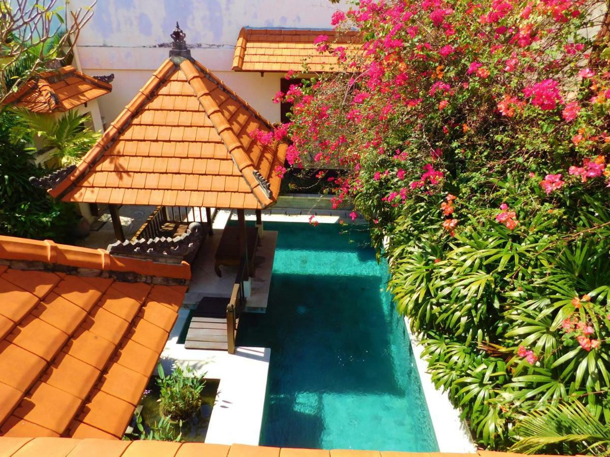 Villa Heliconia Seminyak  Exterior photo
