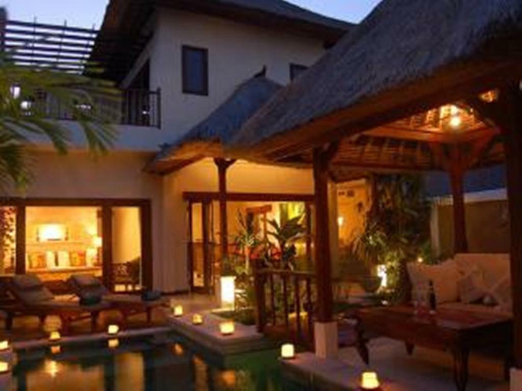 Villa Heliconia Seminyak  Exterior photo